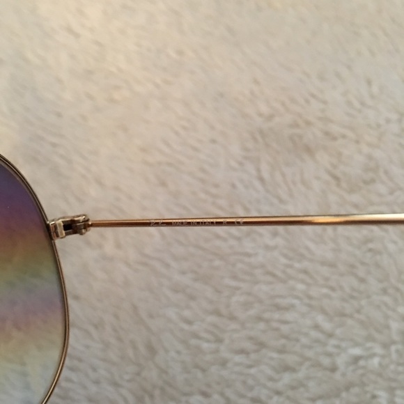 Ray-Ban Aviators - Picture 3 of 3